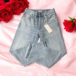 Women's Light Blue Jeans